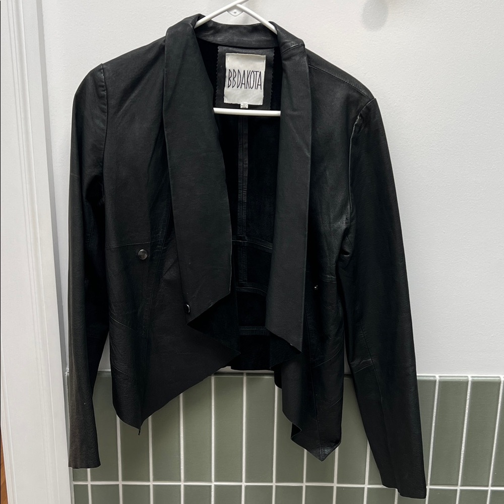 BB Dakota Women's Sleek Black Leather Jacket